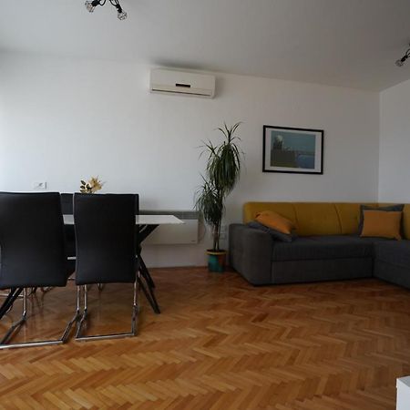 Ema&Nola Home Шибеник Экстерьер фото