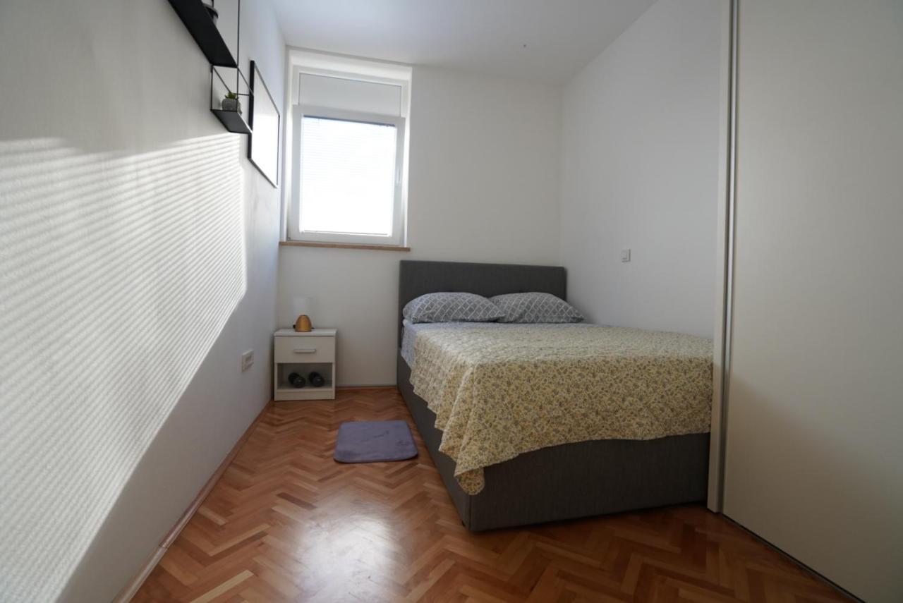 Ema&Nola Home Шибеник Экстерьер фото