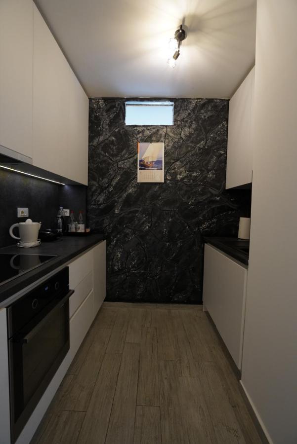 Ema&Nola Home Шибеник Экстерьер фото